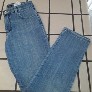 LEE - SIZE 4, WOMENS RELAXED FIT STRAIGHT LEG HIGH RISE JEANS
